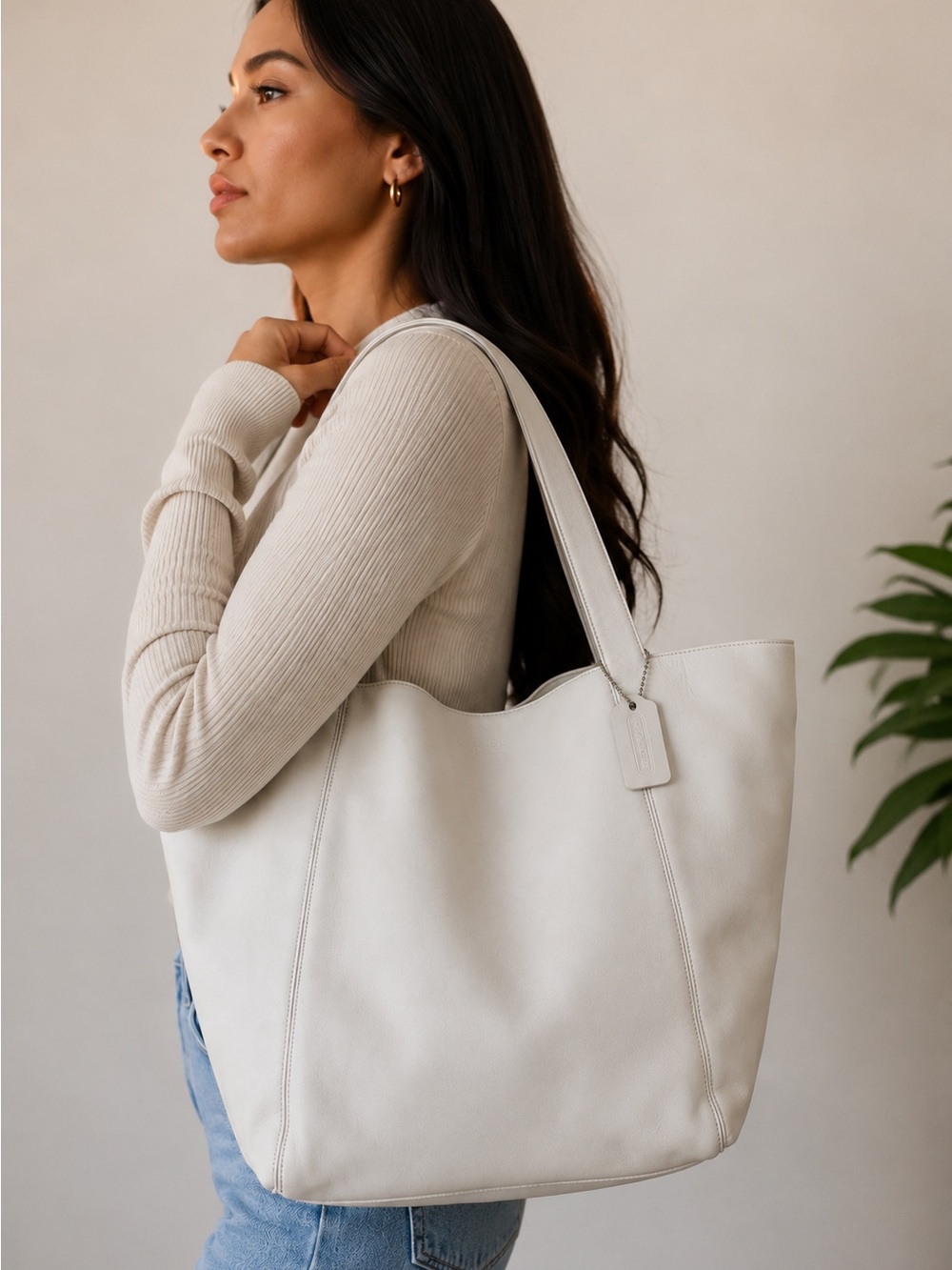 Coach White Leather Tote Bag | Large Shoulder Bag | Genuine Leather - Picture 2 of 10